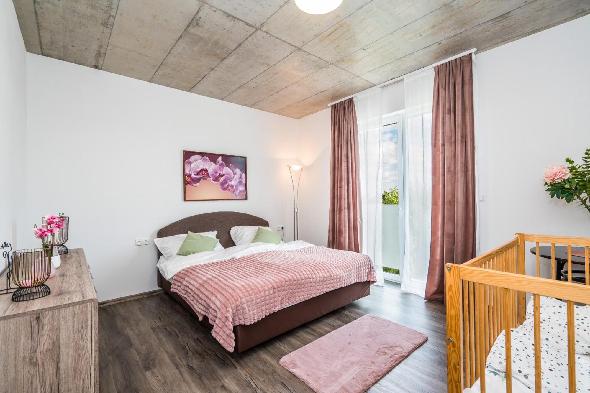 Hradec KrálovéPerla Hradce 401公寓 外观 照片
