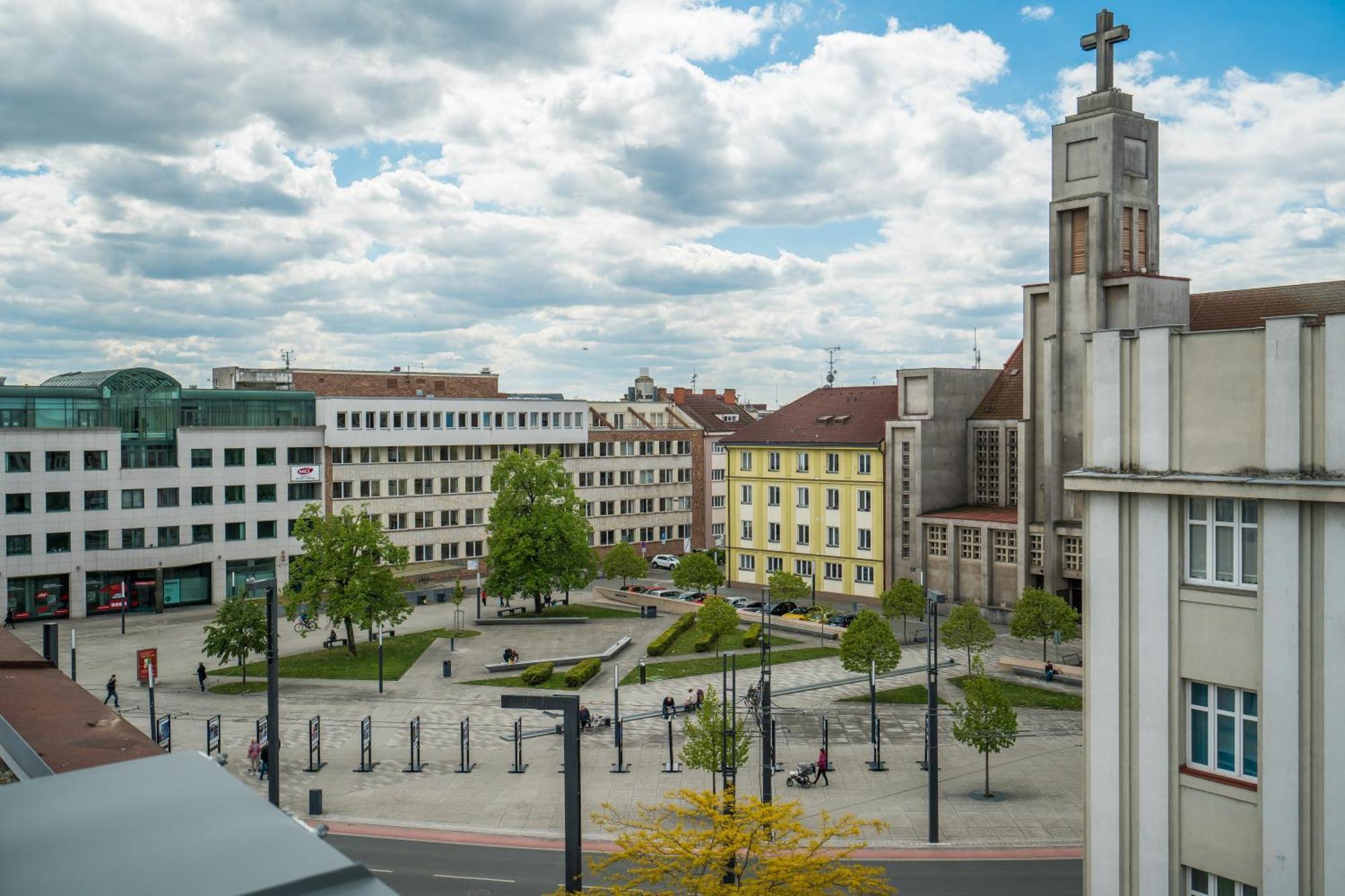 Hradec KrálovéPerla Hradce 401公寓 外观 照片